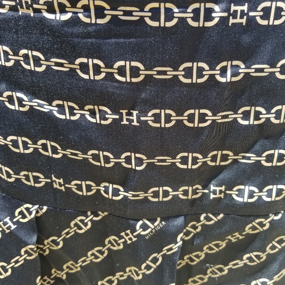Tommy Hilfiger skirt - Picture 4 of 6